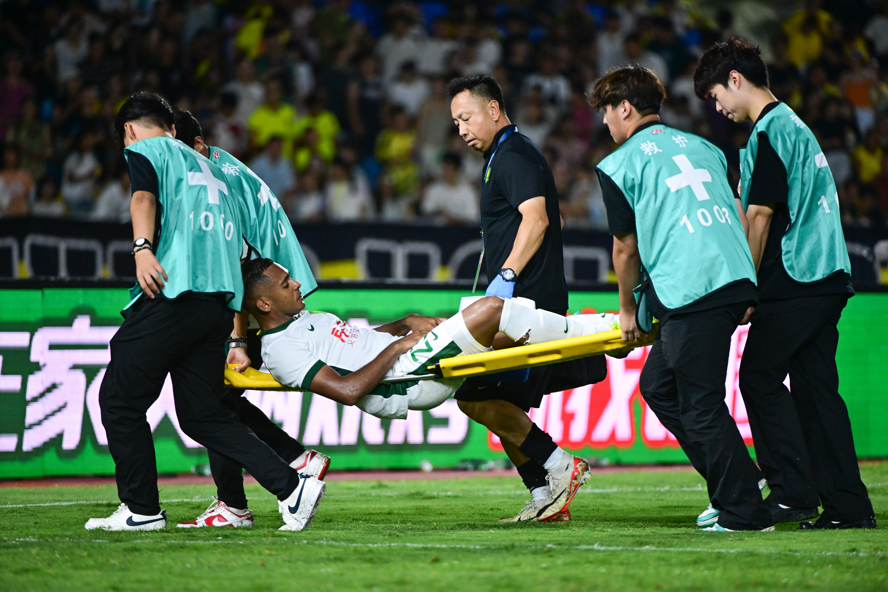 队的备战中, 这个锅不能, 给予