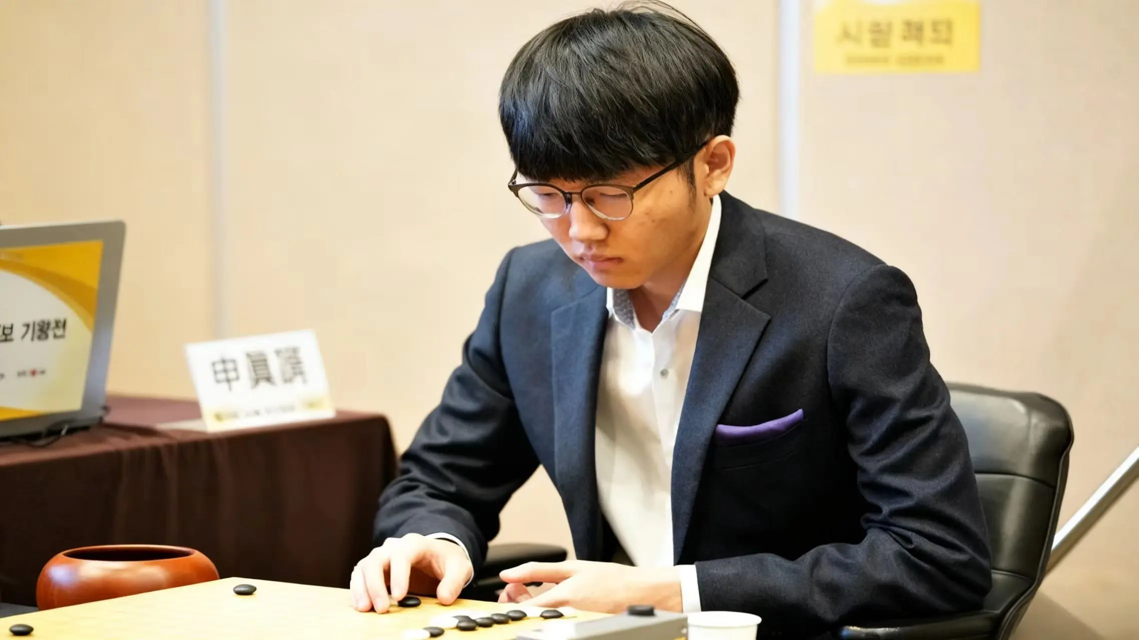 两种截然不 两种截然不